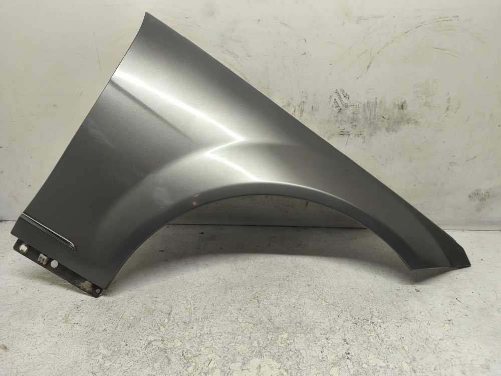 AILE AVANT DROIT MERCEDES - Vue 1